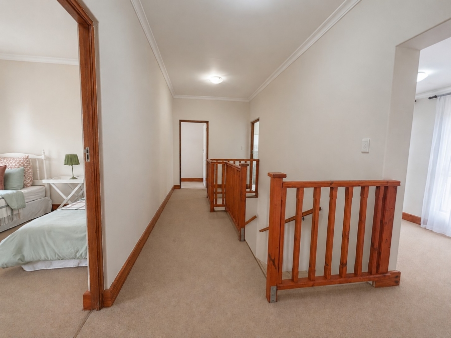 3 Bedroom Property for Sale in Admirals Kloof Western Cape